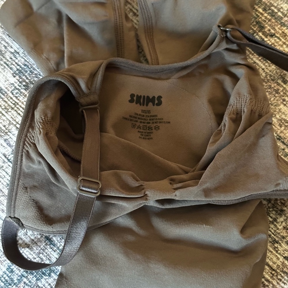 SKIMS XXS/XS